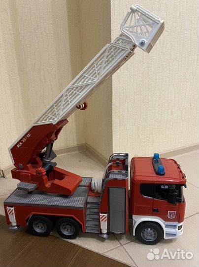 Пожарная машина bruder