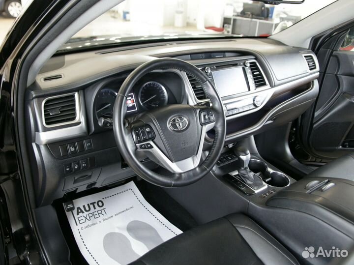 Toyota Highlander 3.5 AT, 2015, 125 300 км