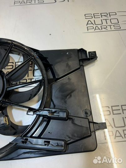 Вентилятор радиатора Ford Focus 3 CB8 1.6L duratec