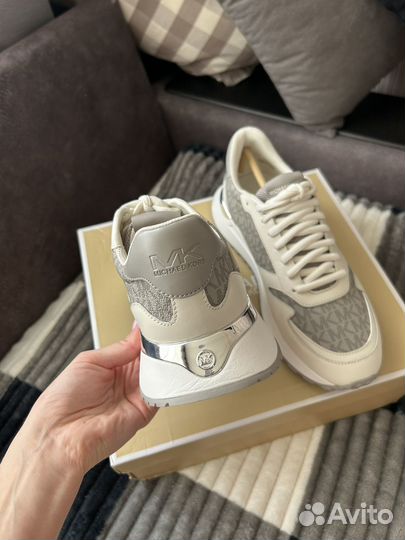 Кроссовки Michael Kors новые оригинальные