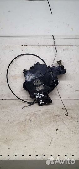 Замок правой сдвижной двери VW Transporter T5