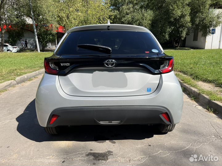 Toyota Yaris 1.0 CVT, 2020, 9 000 км