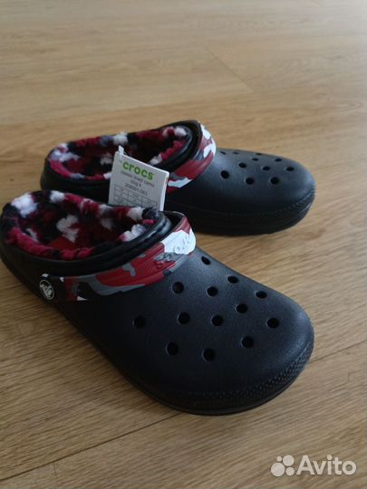 Новые сабо Crocs j4 35 р (маломерят)