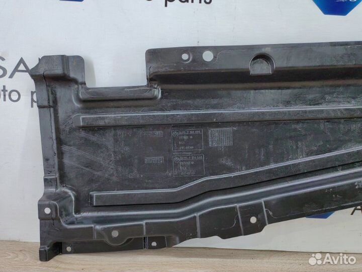 Защита днища правая Bmw X5 E70 N62B48 2008
