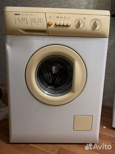Стиральная машинка Zanussi Getsystem 900