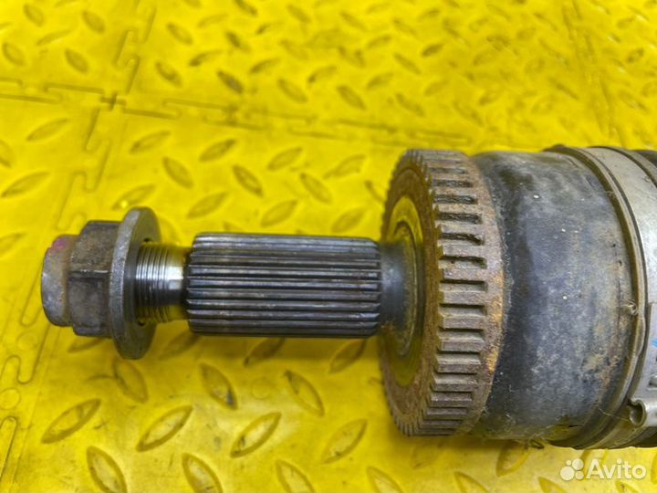 Б/У Вал приводной (Полуось) - В хорошем