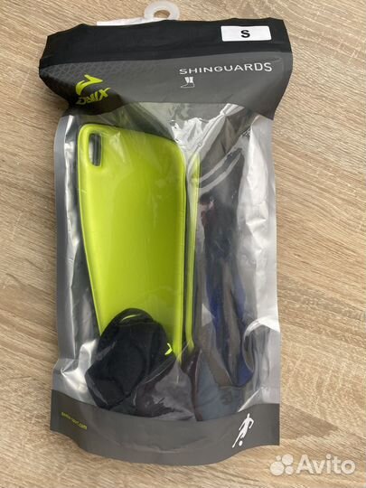 Щитки футбольные детские