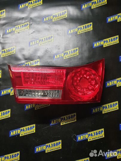 Фонарь задний внутренний правый Honda Accord