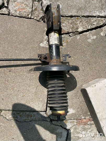 Амортизатор Renault Fluency