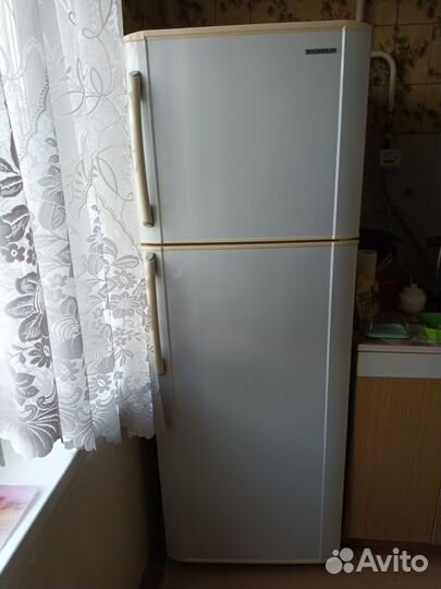 Холодильник бу