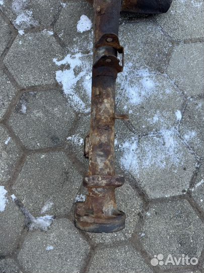 Чулок заднего моста нива