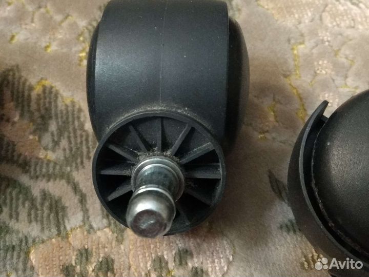 Колесики для кресла