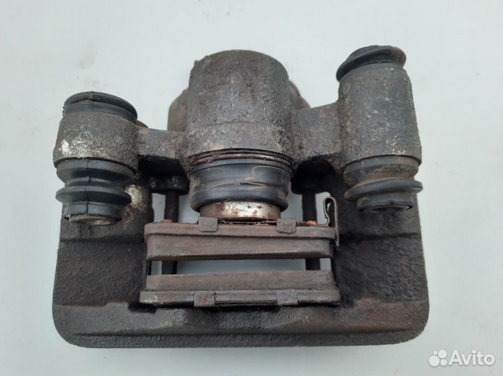 Суппорт задний правый Chery Tiggo T11