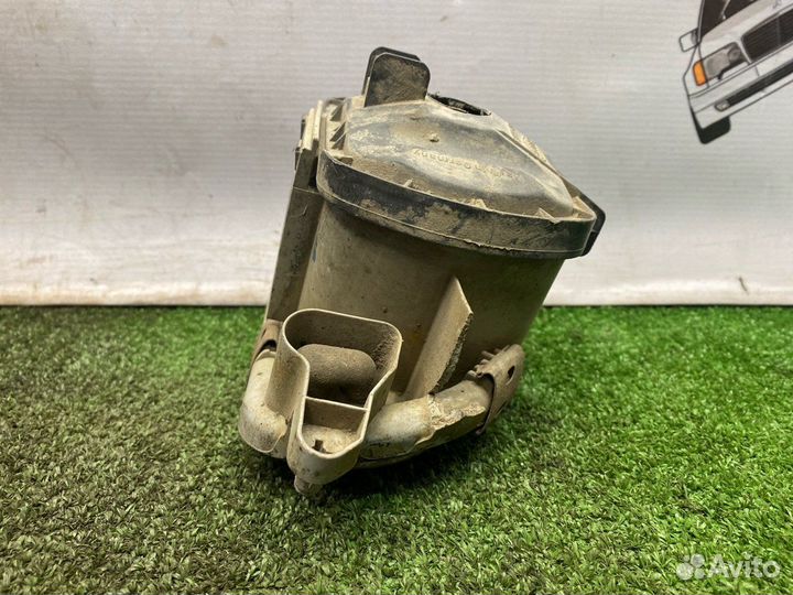 Фара противотуманная Mercedes-Benz