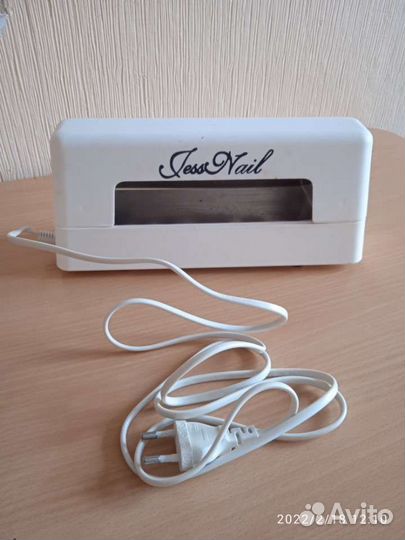 Уф лампа для ногтей