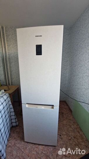 Холодильник Samsung NoFrost