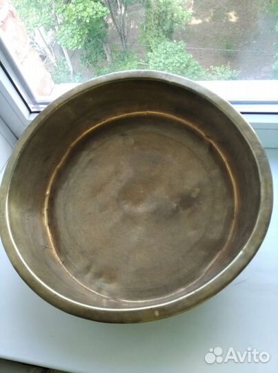 Таз латунный