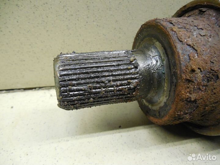 Полуось задняя Kuga 2008-2012