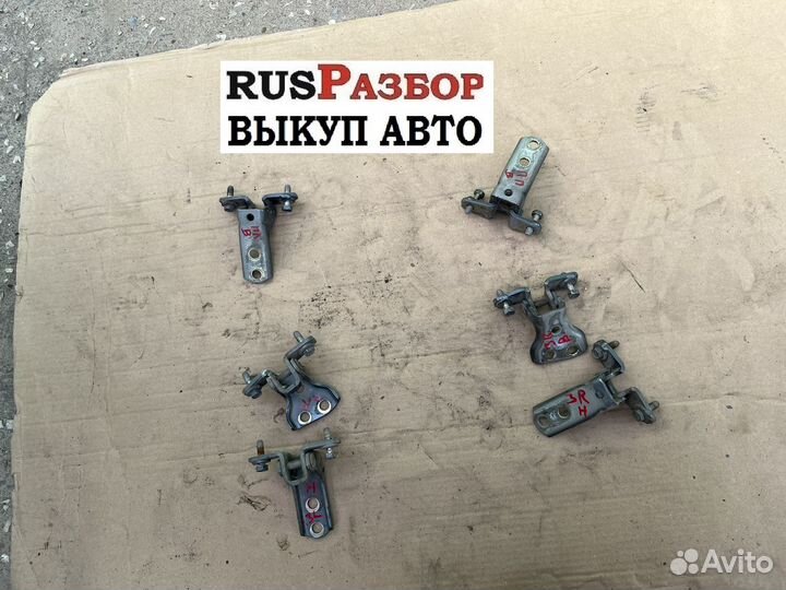 Петля капота Мицубиси Лансер 9