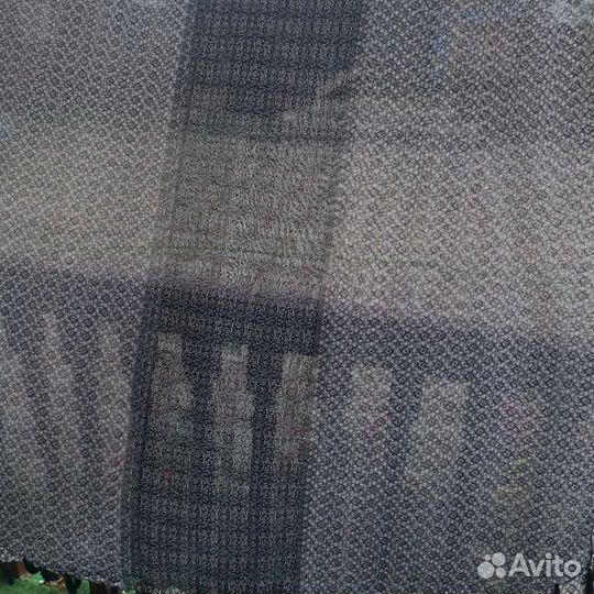 Палантин Большой красивый