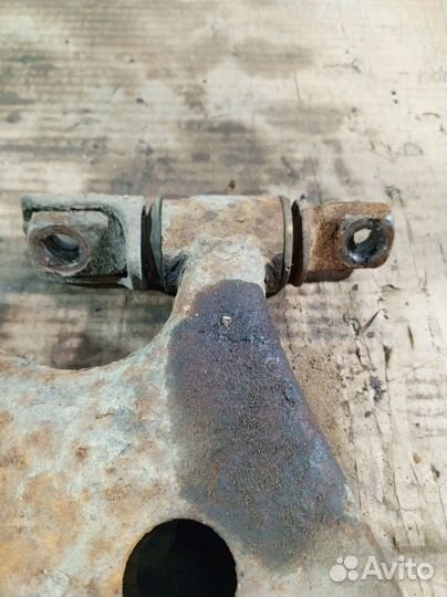 Рычаг передней подвески Hyundai Santa Fe