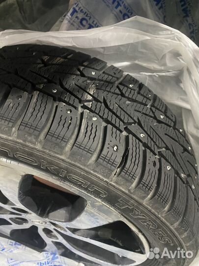 Nokian Tyres Hakkapeliitta 7 205/50 R17