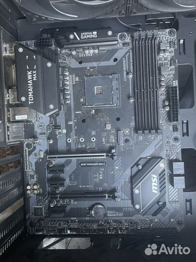 Материнская плата tomahawk max 2
