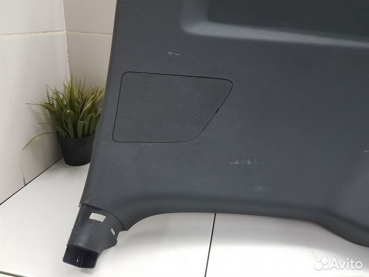 Обшивка двери/крышки багажника (Geely Coolray)