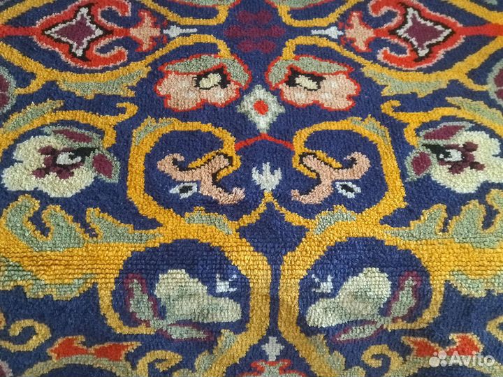 Ковер шерстяной ручной работы