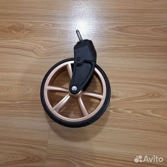 Детали запчасти на детские коляски