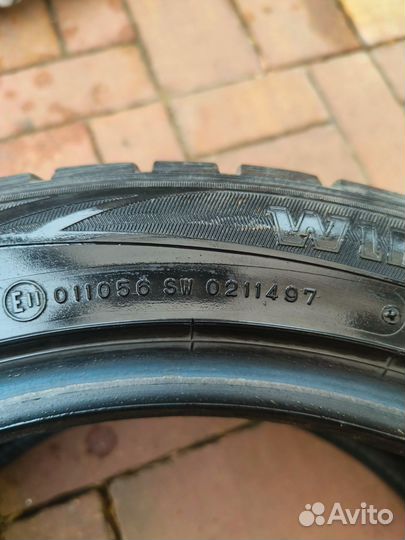 Dunlop Winter Maxx SJ8 215/50 R17 95