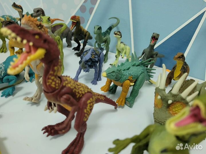 Динозавры jurassic world