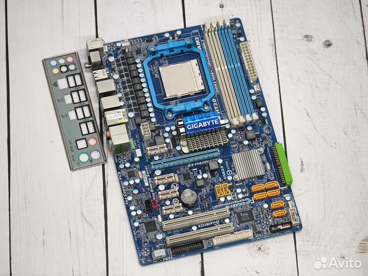 Материнская плата AM3 Gigabyte GA-MA770T-UD3 rev:1