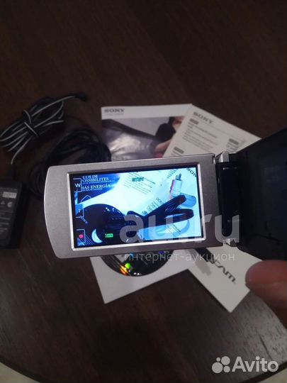 Видеокамера Sony DCR-SX83E