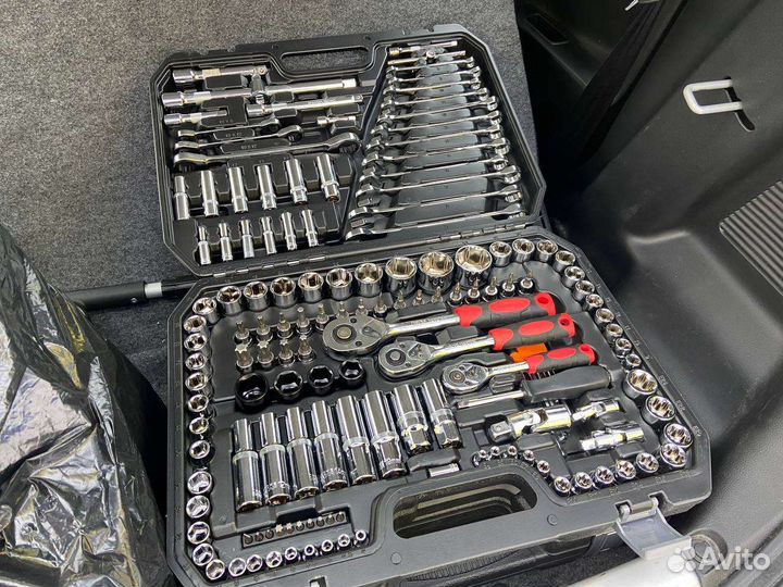 Набор ключей