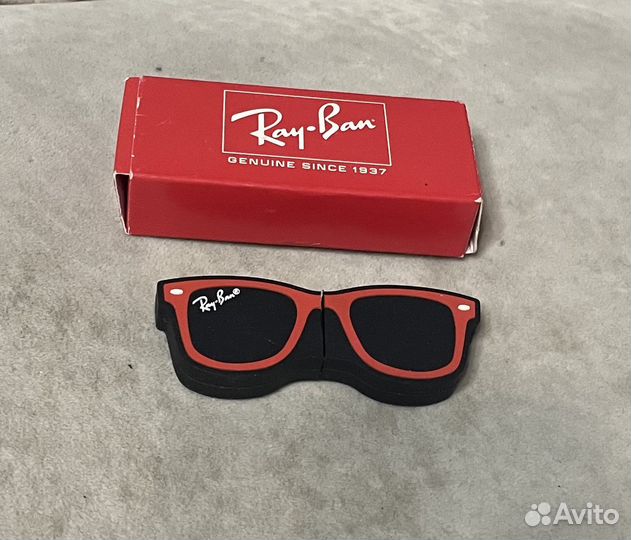 Usb flash 8 гб Ray-Ban оригинал и Зарядное уст-во