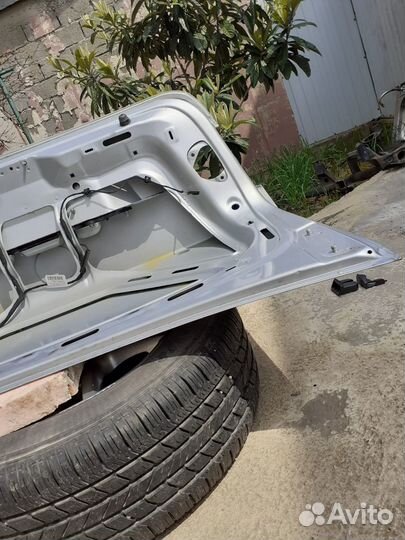 Volkswagen Jetta5 крышка багажника.2008г