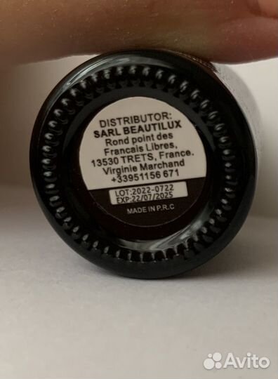 Красный гель-лак