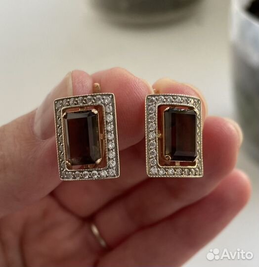 Золотые серьги