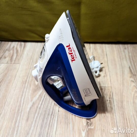 Утюг Tefal FV3920, состояние почти нового