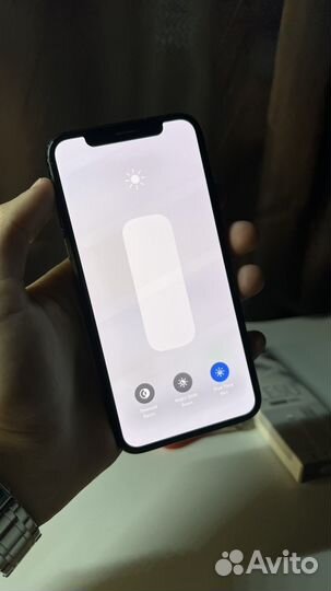 iPhone X, 64 ГБ