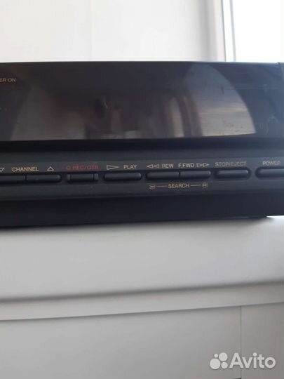 Продам видеомагнитофон
