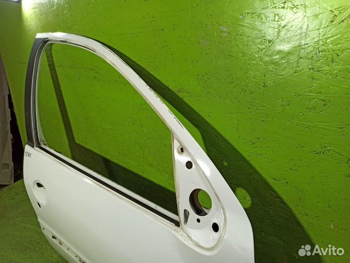 Дверь передняя правая Peugeot 206 седан 1.4 2008