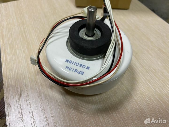 RPG-13H 220В, 50Гц, 13Вт, 0,17А, 800-1200об/мин