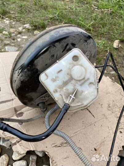 Вакуумник главный тормозной цилиндр Peugeot