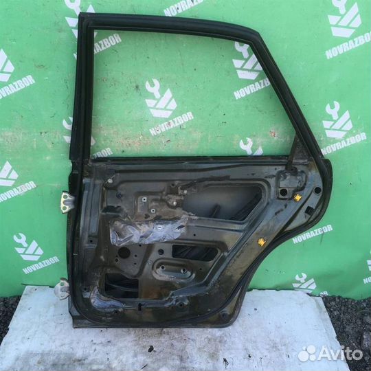 Дверь задняя правая Вольво C40
