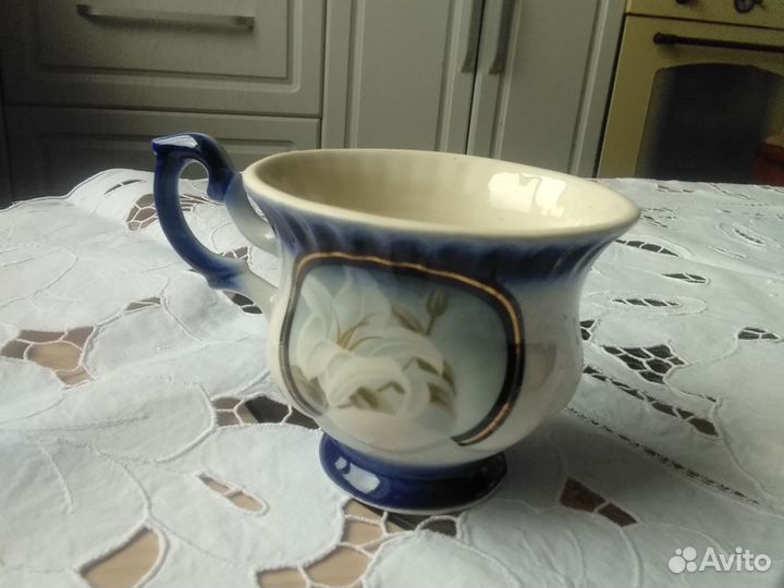 Сервиз чайный и другая посуда