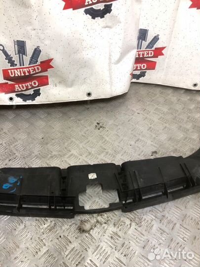 Накладка радиатора Mercedes Gle-Class W292 642.826