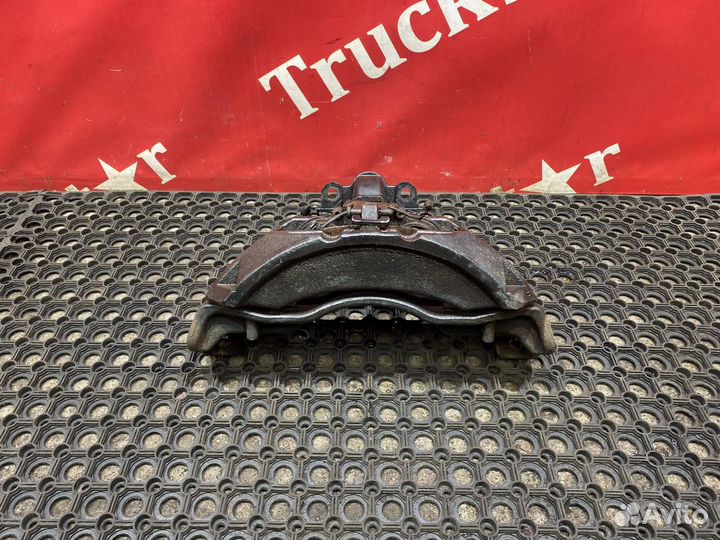 Суппорт передний левый 2023г. Shacman SX4188YY381