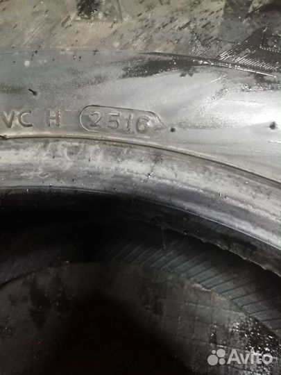 Hankook Winter I'Pike 215/65 R16 98T